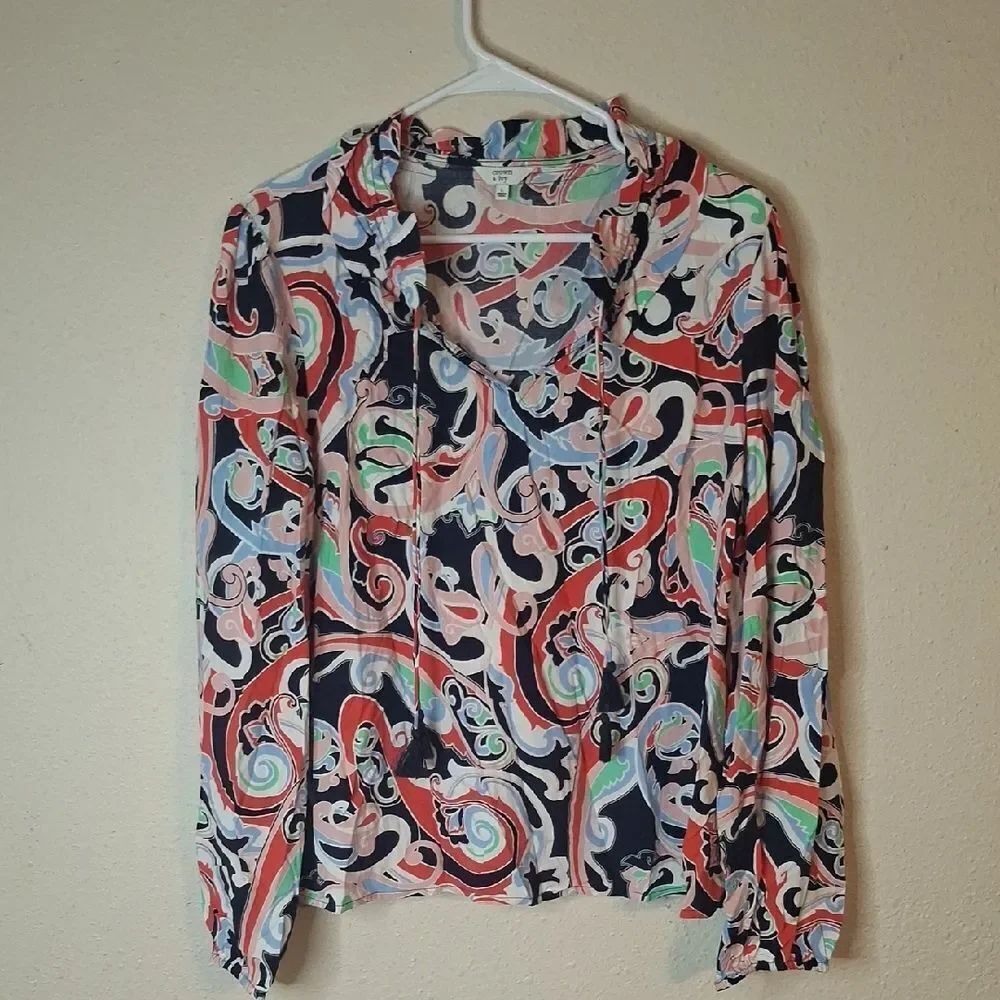 Crown & Ivy Multicolor Swirl Top size large